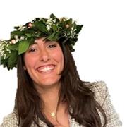 Studentessa magistrale disponibile per aiuto compito di inglese